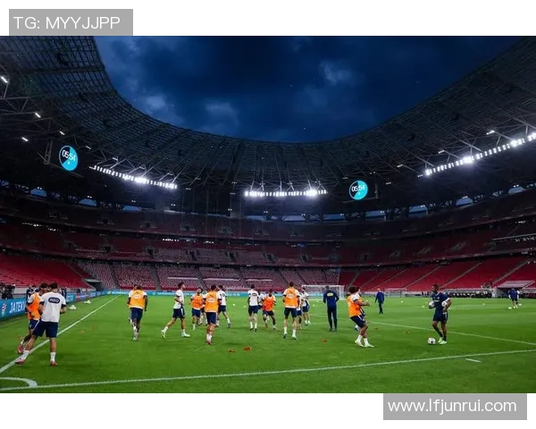 足球世界杯球队备战训练营地揭秘：幕后故事与训练亮点全解析